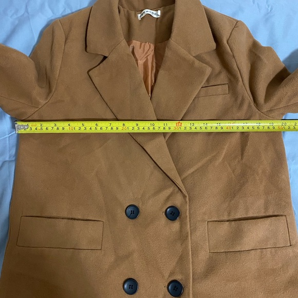 Korean brand. Tan/brown colour double breasted coat. Size Small. - Picture 2 of 5